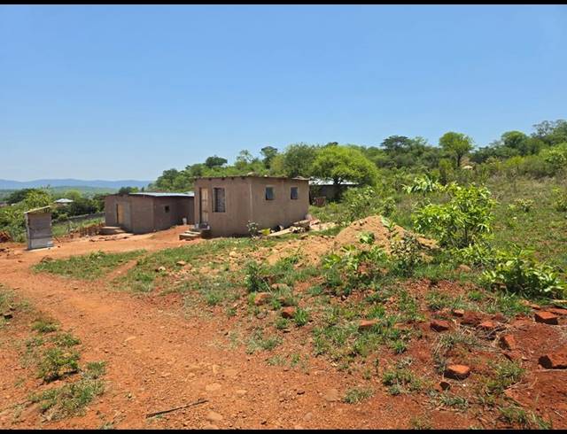 LAND FOR SALE IN MANGONDI